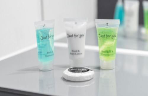 Modern Two Bedroom Apartment - Netflix - Balcony - Secure Parking 2MC - Foto 14