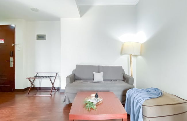 1BR Queen Bed at Ancol Marina Apartment near Dufan - Foto 14