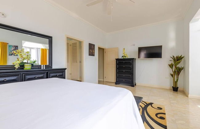 Modern 2br House W/pool and Sea View in Ocho Rios - Photo 4