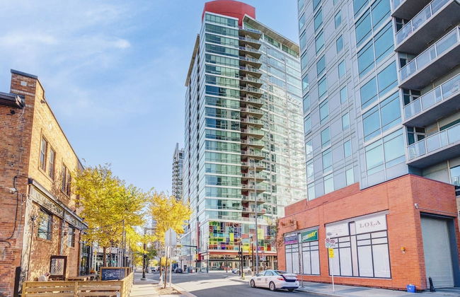 Luxury Condo Steps From Stampede Park - Photo 4