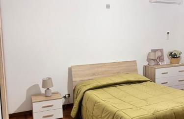 Casa di Zoe apartment - Punto di sosta x bikes auto e moto a 20 minuti dall'autostrada - parcheggio privato - giardino con barbecue - - Foto 30