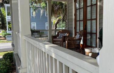 Couples Retreat, Walk to waterfront, shops and restaurants! - Foto 19