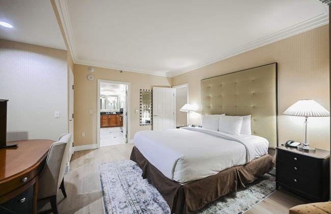 StripViewSuites at Signature - Foto 32