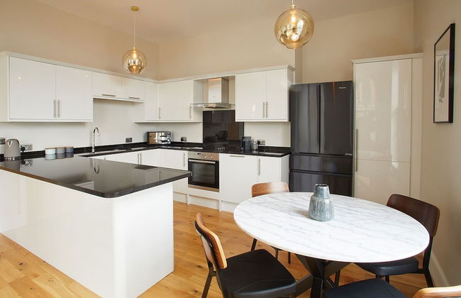 Host Stay Artsbank Apartment - Foto 2