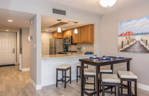 Park Shore Resort Top Floor 2 Bed 2 Bath Sleeps 6 - Foto 11