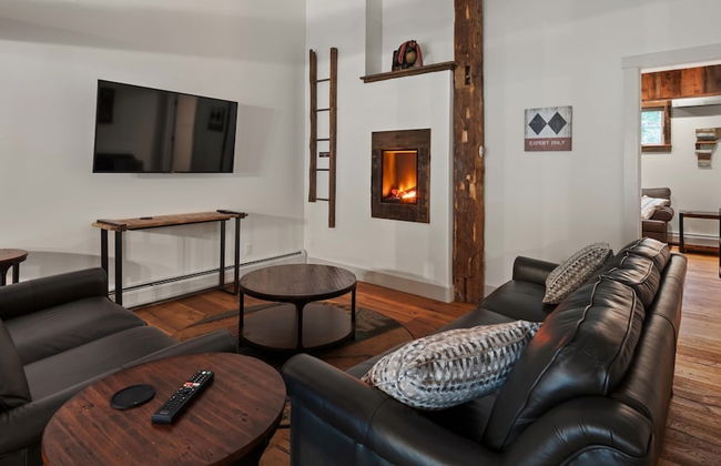 Mad House Rentals 10 Bedroom Lodge by RedAwning - Foto 26