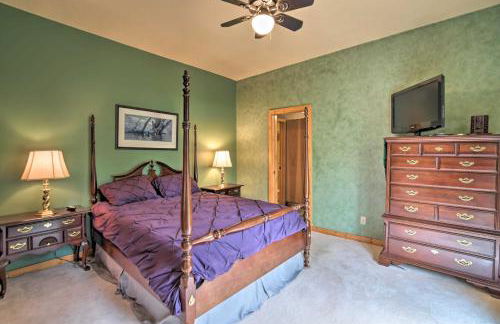 Spacious Lakefront Home with Patio and Boat Dock! - Foto 14