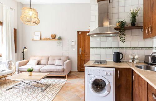 WintowinRentals Acogedor apartamento con patio privado junto al Albaicín - Foto 11