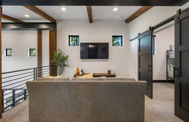 Architecturally Stunning Cle Elum Luxury Retreat - Foto 41