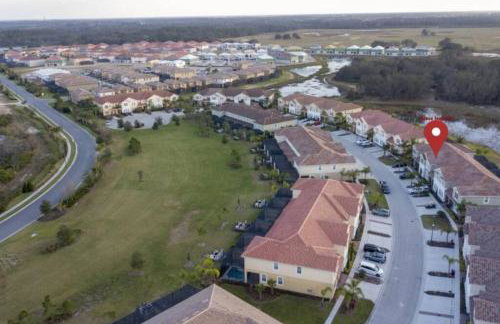 Amazing 4 beds with private pool near Disney - Foto 7