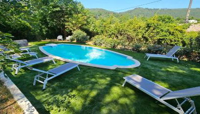 Villa with private pool, 3 bedrooms on 3000 m2 Anduze - Photo 2