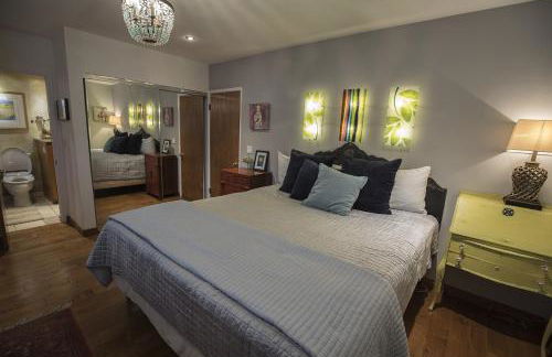 Artistic Resort Like Home with Pool - Photo 13