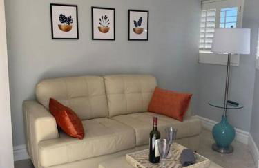 Hideaway in the Heart of Phoenix with POOL - Photo 4