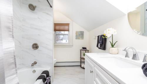 Gorgeous 3 bedroom - 9 mins to Hartford, Connecticut - Foto 3