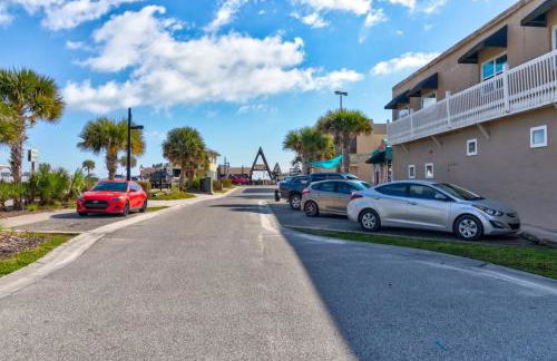 Lovely 2 bedroom condo in the heart of Flagler - Photo 13