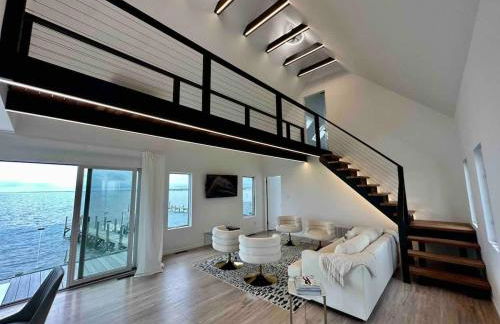 Black Swan- Beachfront Home with Year-Round Jacuzzi - Foto 13