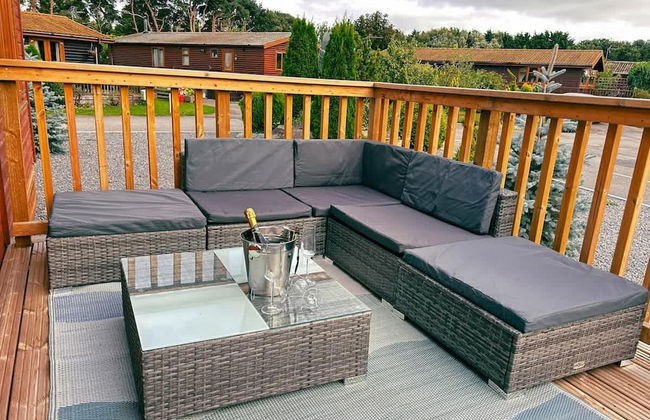 Stunning 3 Bedroom Lodge With Hot Tub in York - Foto 14