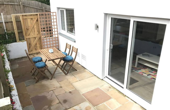 Beautiful Refurbished Home - Short Walk to the Beach - Foto 9