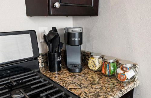 the susan - a cozy, comfy 1bd suite - Foto 25