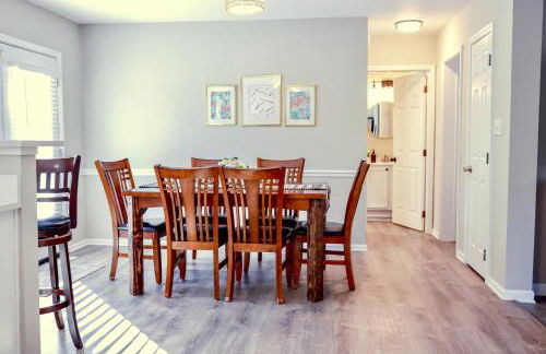 Sleeps 12! 5 BDRM-2 Kings,3 Queens-Deck & Patio-Mins to PI & Beaufort - Foto 26