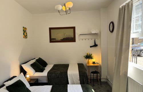 Eurostar Private Studio Flat Sleeps up to 4 London - Foto 25