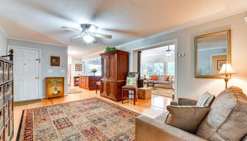 1 Mi to Dtwn Home with Fire Pit and Deck in Hudson! - Foto 5