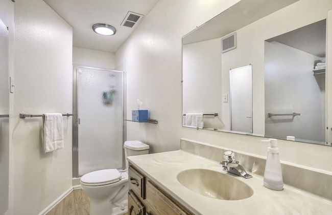 4BR Central Location & Near Parks! - Photo 32