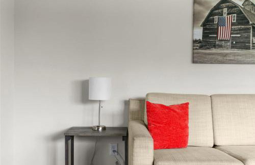 10 Min to Downtown-Modern in Magic City-Both Units - Foto 42