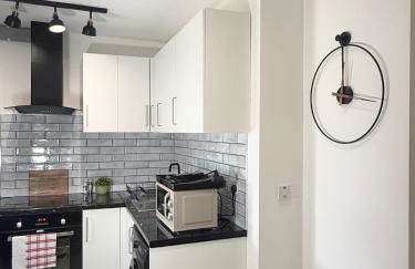 'The Luxury Snug' - A Charming Modern Luxury 2-Bed Flat with Parkview - Free Parking - Foto 3