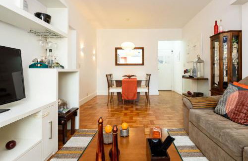 Copacabana Beach Amazing Lux 2 Bedroom Apartment - Photo 3