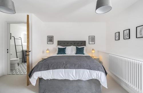 St Mary's Barn - Photo 19