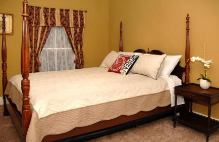 Historic Luxury Two Bedroom Apartment - Photo 14