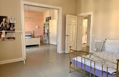 Beautiful apartment in a historic villa - Photo 16