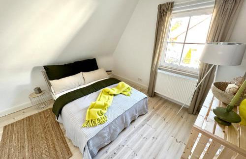 Stilvolles Haus mit Naturgarten & Weitblick - für Familien & Freunde - Foto 15