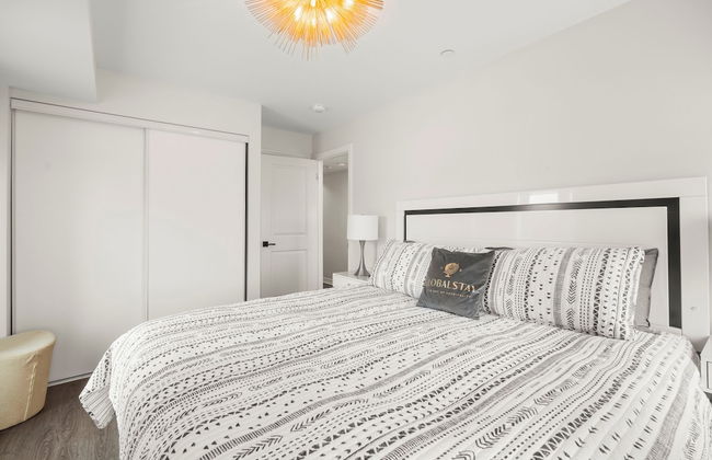 Etobicoke 2 Bedroom Townhouse Close to Waterfront - Foto 2