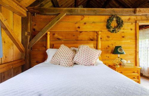 Two-Person Retreat on Horse Farm in Lee, New Hampshire - Photo 13