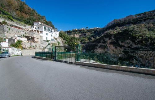 Terrace Belvedere suite- Amalfi coast - free park- Pontone -Scala - Photo 21