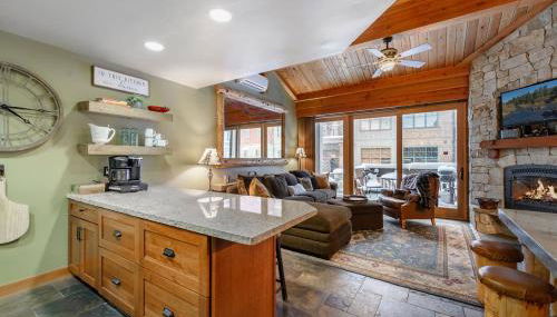 Cozy Northstar Village Family Condo Walk to Lifts 2 Full BA Excellent Location - Foto 4