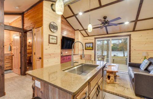 Minong Flowage Cabin with Fire Pit and Dock! - Foto 11