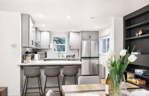 Newly Modern 4BR2BA Rambler by Super Market - Foto 26