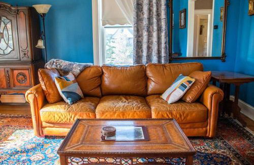 Maple House Large Vacation Home, Sleeps 7 Pet Friendly Great Location - Foto 6