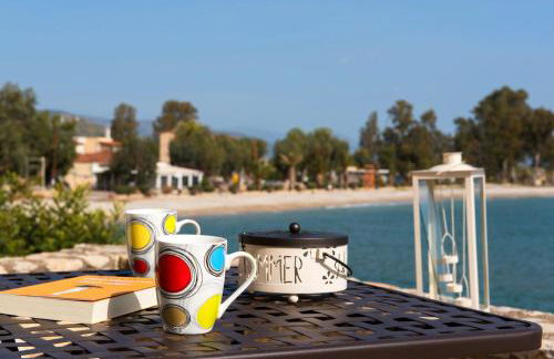 Seafront apartment in Kiveri, near Nafplion. - Photo 1