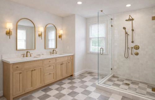 Renovated 4BR 20min to Arrowhead Stadium Sleeps 10 - Foto 3