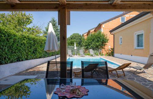 Villa Palma with Grill & Pool - Foto 6