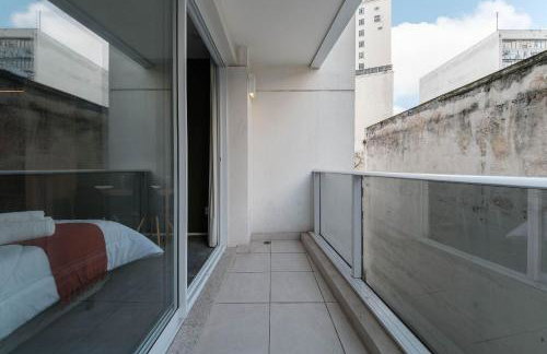 LZ414 - Conforto na Luz: Apto Moderno com Piscina - Foto 13