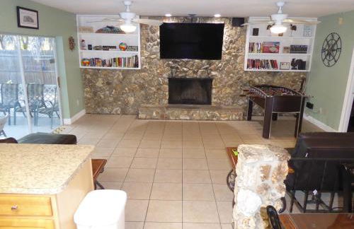 Perfecto Mundo 6, Orlando Area 4BR-2MB-3Bath Huge Pool, Ping Pong, Billiard, Disney Universal - Foto 24