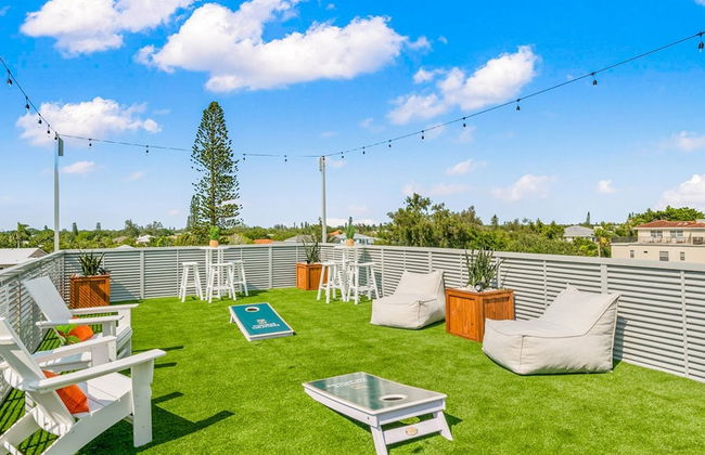 Elevated Perspective - Foto 66