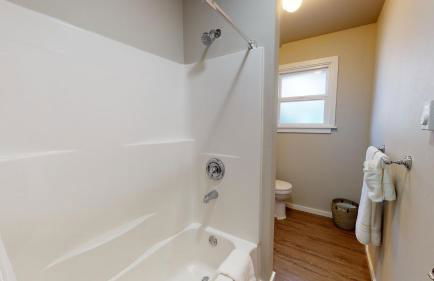 Hazel's Hideaway apt in walkable historic area - Foto 23