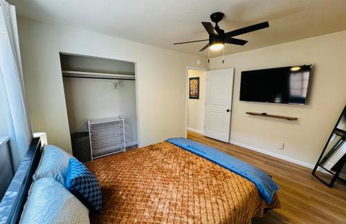 Free Chick-Fil-A & Starbucks! 502 Hideaway! - Foto 4