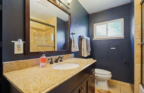 Riverview Huge Yard, Quiet Cul-de-Sac, Perfect for Families - Photo 16